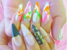 nail space one