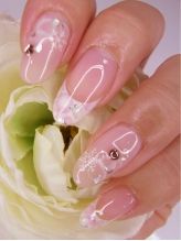 Nail　salon　by　Concept