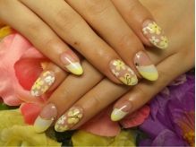 ナイスネイル　Cute　豊中店