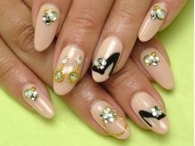 free　nail　梅田店