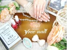 free　nail　梅田店