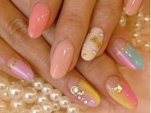 nail salon Adite