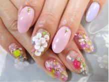 Nail Salon Rainbow