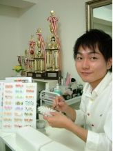 安達 竜也