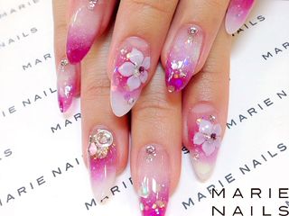Marie　NAILS　大阪梅田店
