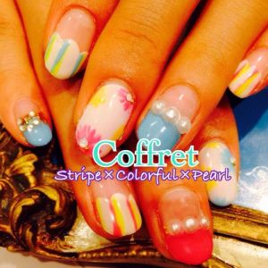 カラフルストライプ×お花とパール
