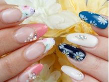 Nail　Salon　Dress