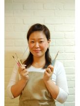 ?イリスト 鶴旨 摩紗衣
