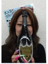 ネイリスト　上山 莉加