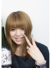 ネイリスト　家亦 亜美