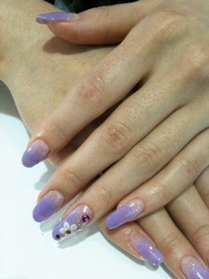 ラベンダーのワンカラー×パールと花のパーツ