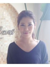 ディレクター ネイリスト 前田 有香