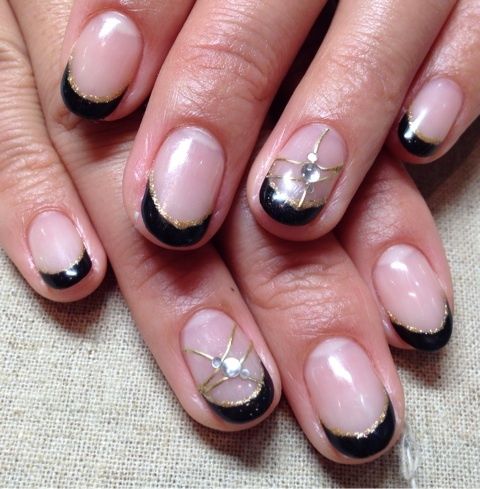 NAIL SALON DRESS