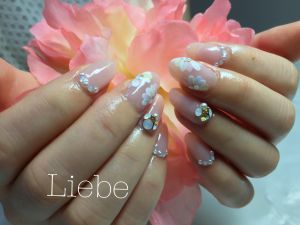 パステルフラワーネイル