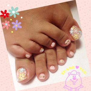 パステルフラワーネイル