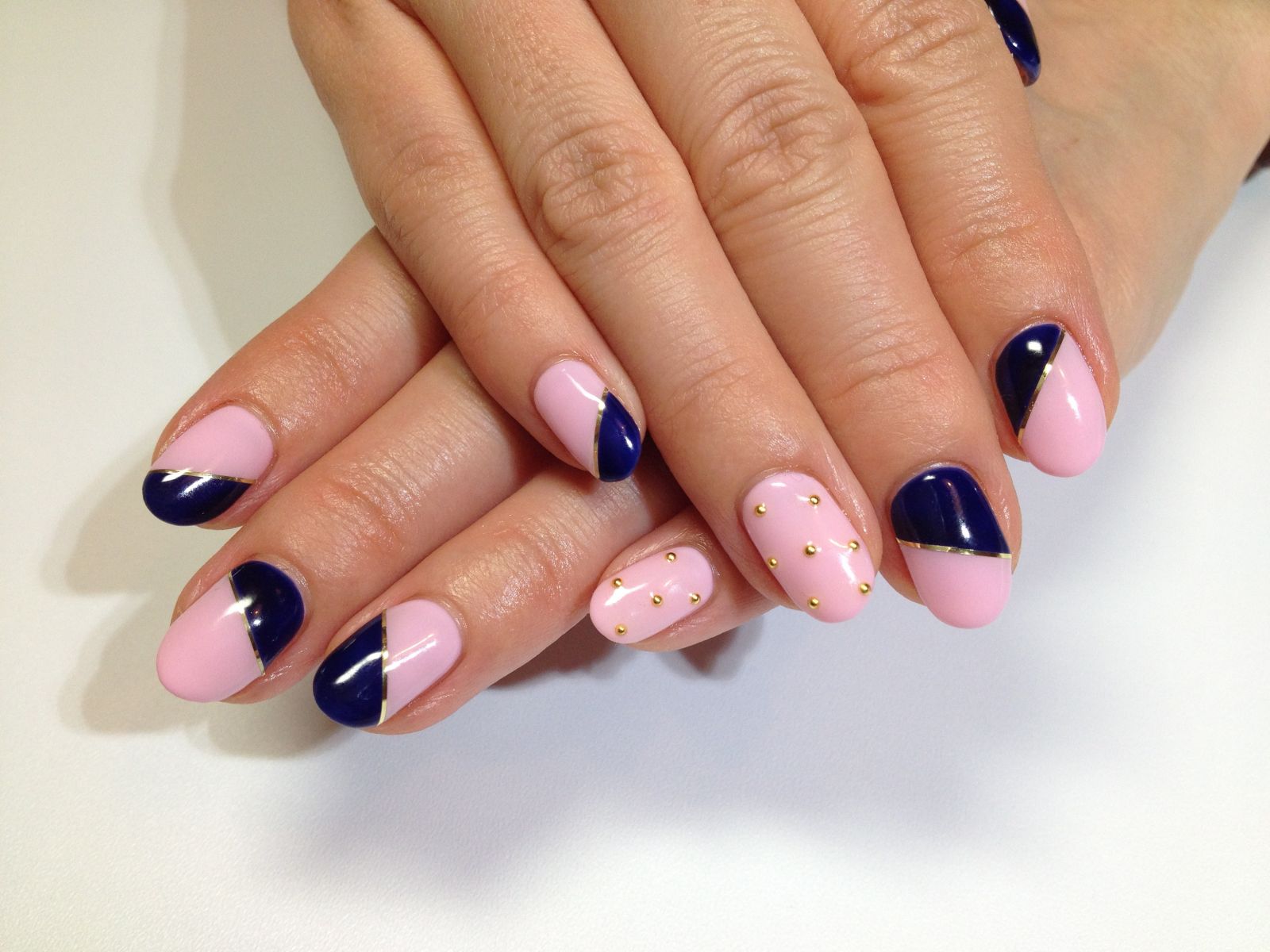Private Nail Salon"mauve"