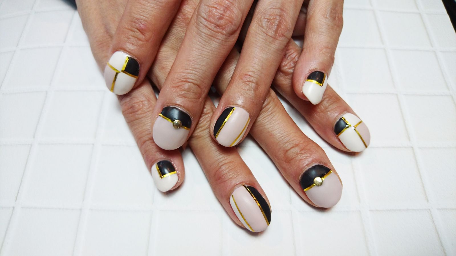 T★Gnail