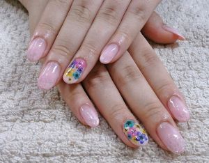 ピンクグラデーション×押し花アート