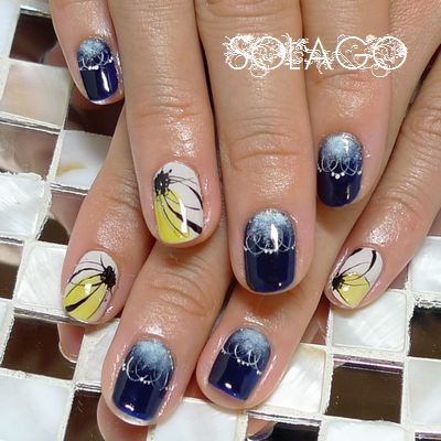 nails SOLAGO（ネイルズ ソラーゴ）