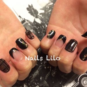 black winter nail
