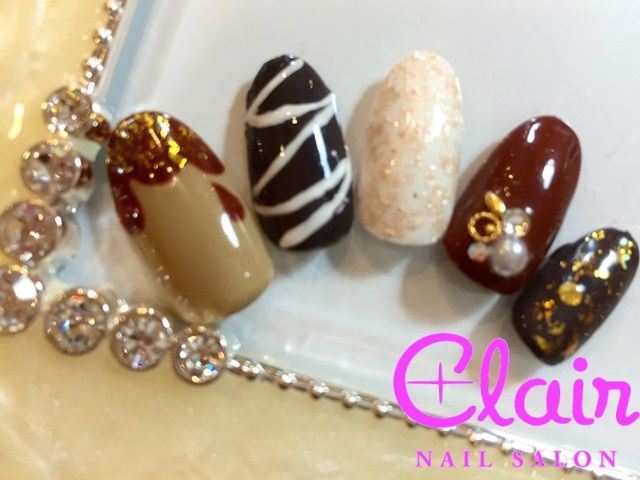 Nail's Clair