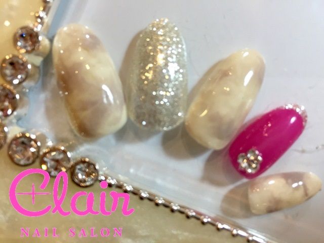 Nail's Clair