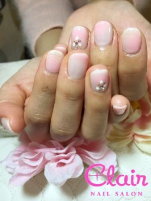 ふんわりチークネイル