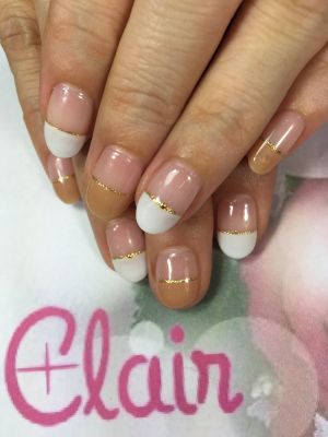 2色でまっすぐフレンチネイル