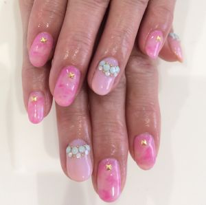 ハンド定額　ピンクのタイダイ