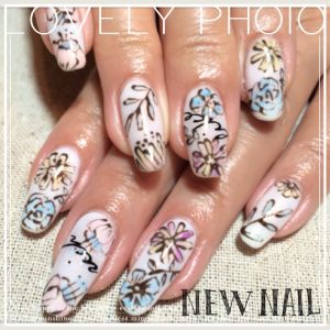 お花畑ネイル