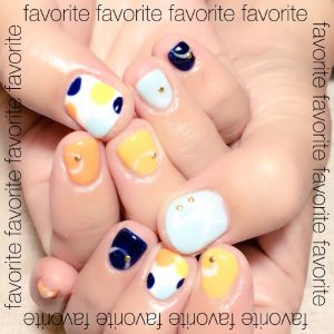 カラフルドットネイル