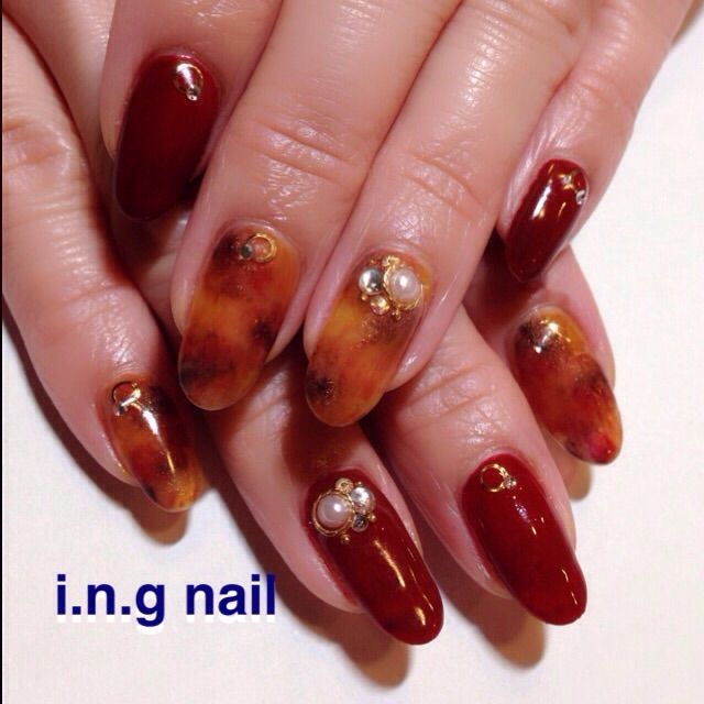 i.n.g nail
