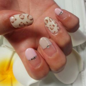 お客様ネイル『ヒョウ柄ネイル』