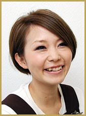 店長 都田佳奈