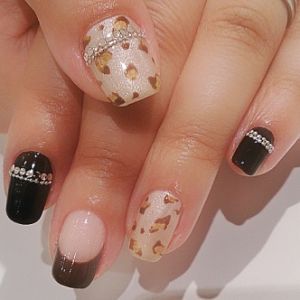 秋　レオパード　豹柄　ネイル　デザイン