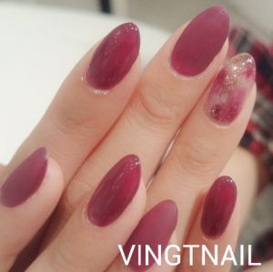 ボルドー マットネイル  流行りのマット - VINGT NAIL南青山