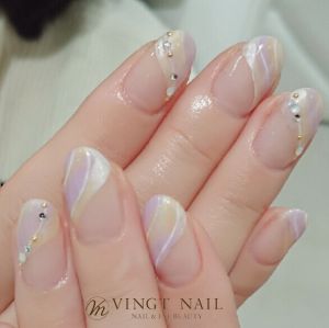 斜めフレンチネイル