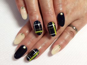（自爪）スタイリッシュチェックネイル