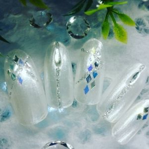 ダイヤモンドホロネイル