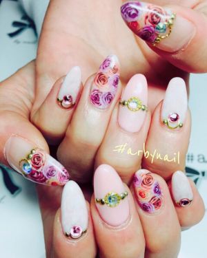 薔薇ネイル