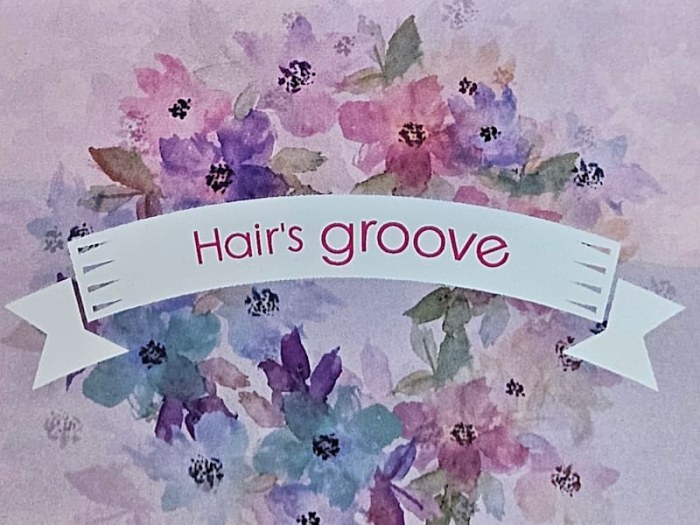 Hair's groove Nail