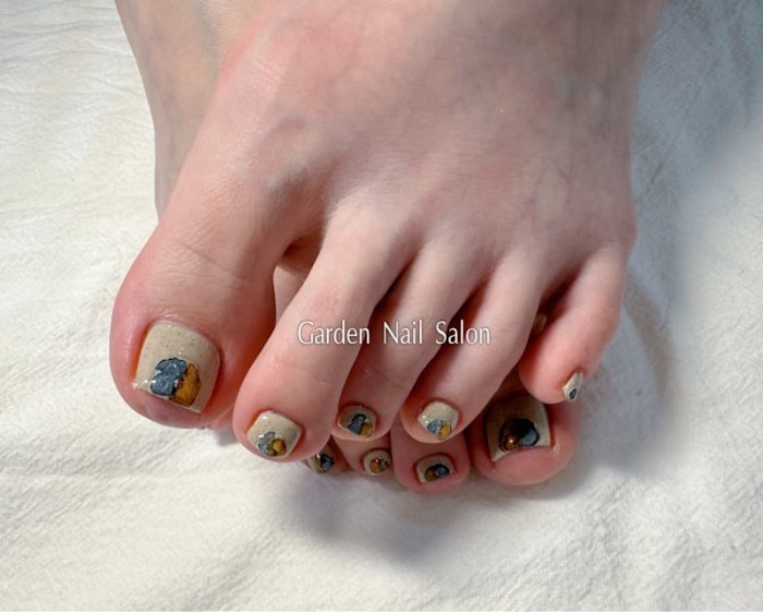 Garden Nail Salon