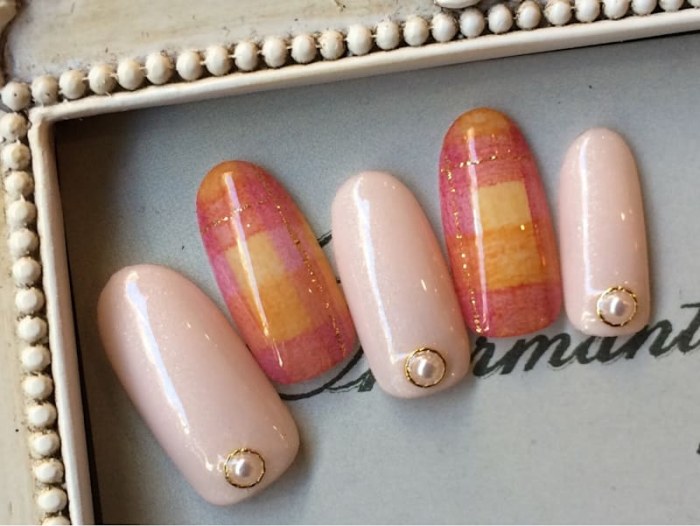 LAURENT eyelash&nail