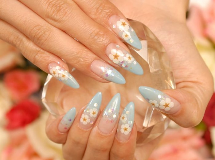 Nail & Foot J-ark