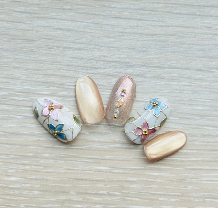 Nail CLASSY