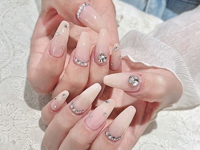 eight eyelash＆nail  吉祥寺店【エイト ネイル】