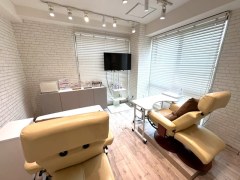 ネイルサロン ブランロール 三軒茶屋店