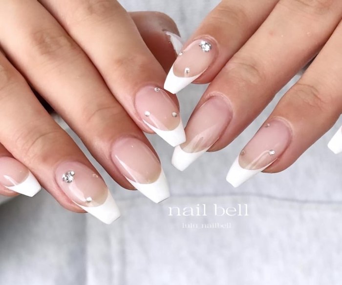 nailbell