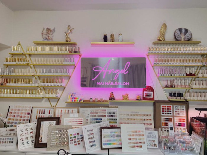 Nail salon. ANGEL