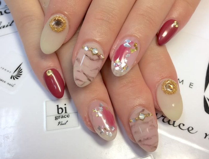 bi.grace nail